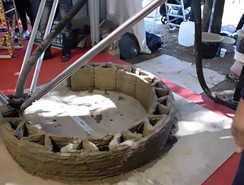 The world’s largest Delta 3D printer can print nearly_3