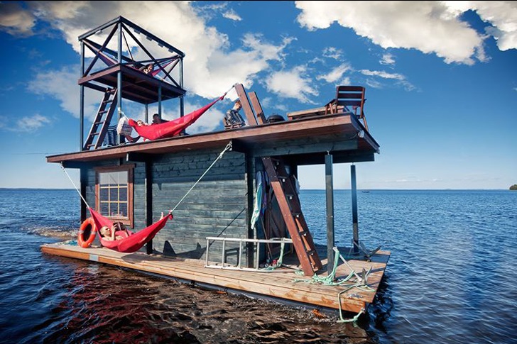 You Can Rent This Idyllic Finnish Floating Sauna-Cabin