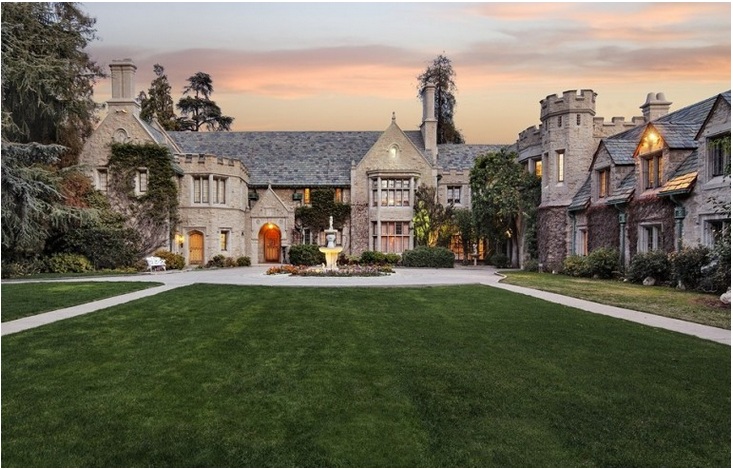 Hugh Hefner’s infamous Playboy Mansion – Price $54 million